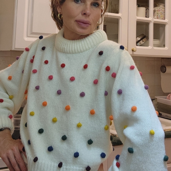 White FARM Sweater with colorful dots, size small. - Picture 6 of 8